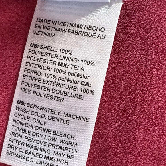 Chicos Women's Reversible Tank Top
Large Floral & Solid Pink Pullover
Sleeveless - Picture 5 of 7